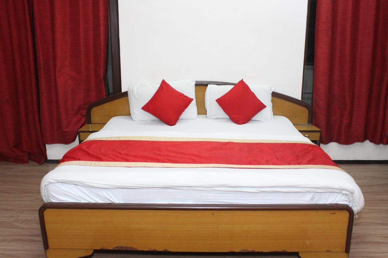 Hotel Dolls Inn Нейнитал Екстериор снимка